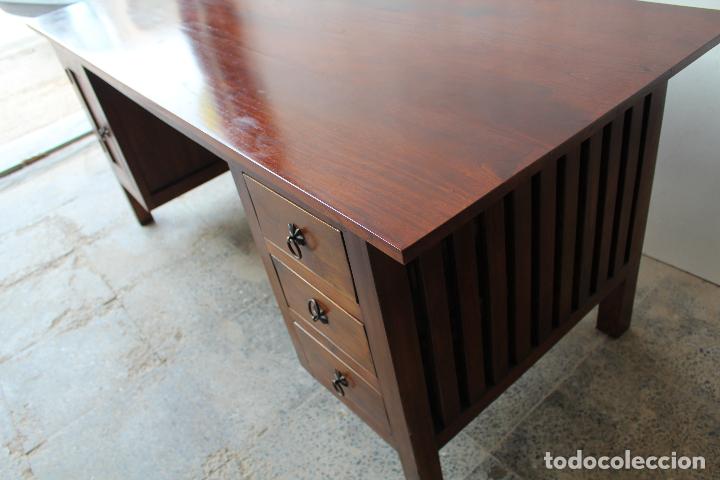 Antig&uuml;edades: mesa de despacho de estilo colonial - Foto 17
