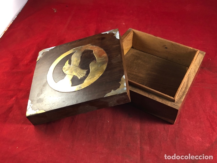 Antig&uuml;edades: CAJA DE MADERA CON INCRUSTACIONES DE BRONCE - Foto 3