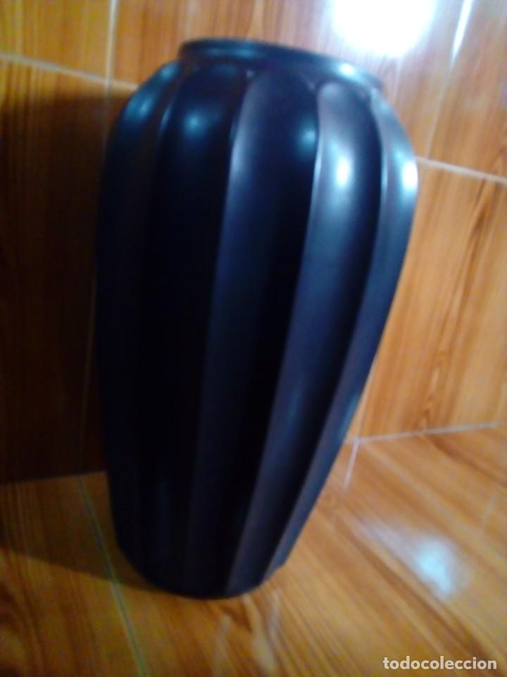 Antig&uuml;edades: enorme jarron florero - Foto 6