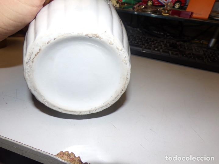 Antig&uuml;edades: ESTAMOS LIQUIDANDO. jarr&oacute;n de porcelana - Foto 4