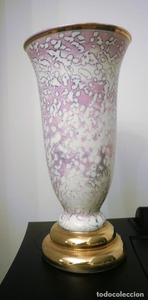 Antig&uuml;edades: jarr&oacute;n de opalina. - Foto 2