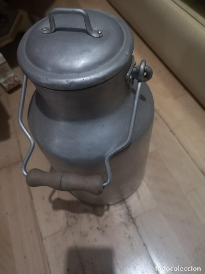 Antig&uuml;edades: Antigua Lechera 40*20 - Foto 1