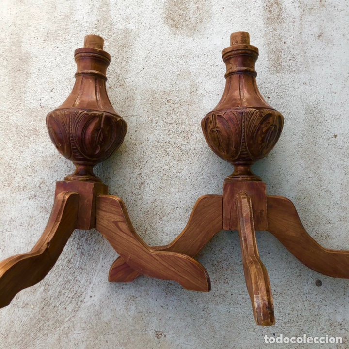 Antig&uuml;edades: DOS ENORMES PIES DE MESA EN MADERA NOBLE - Foto 2