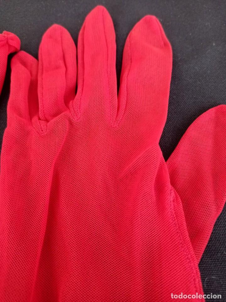 Antig&uuml;edades: ELEGANTES GUANTES ROJOS - Foto 3