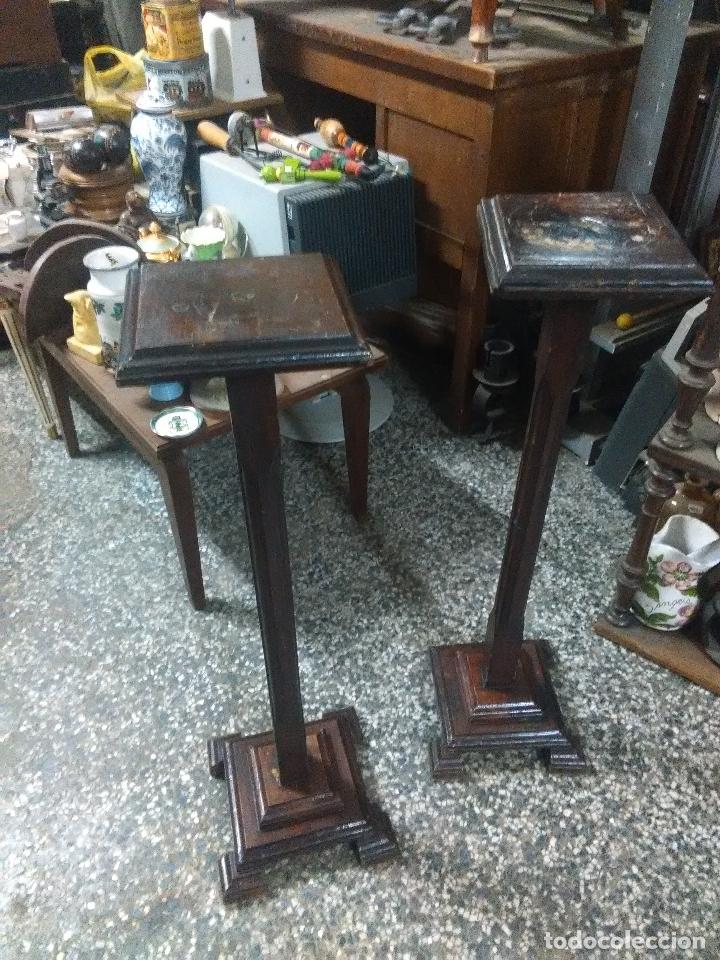Antig&uuml;edades: PAREJA PEANAS DE NOGAL PARA RESTAURAR - Foto 1