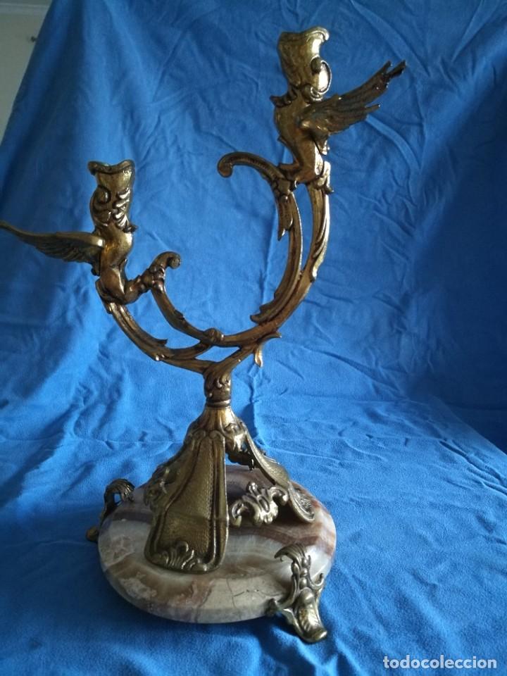 Antig&uuml;edades: Candelabro bronce a&ntilde;os 60 - Foto 1