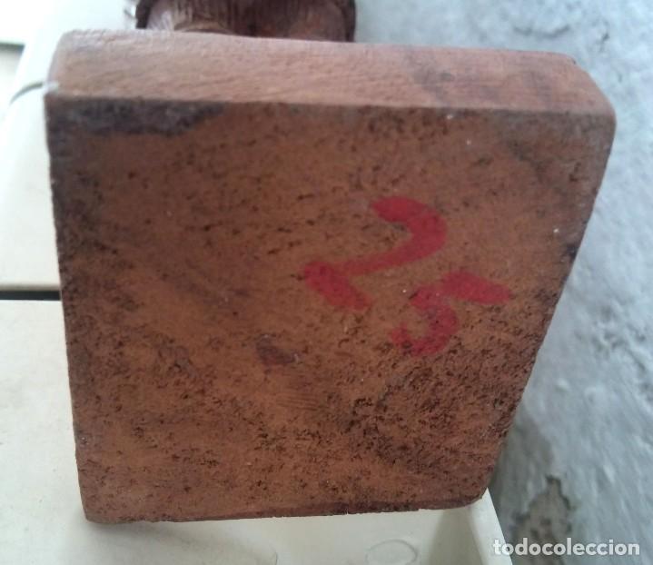 Antig&uuml;edades: Figura medieval de madera - Foto 6