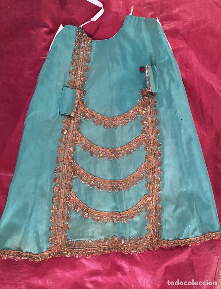 Antig&uuml;edades: Vestido para virgen con concha de oro - Foto 2