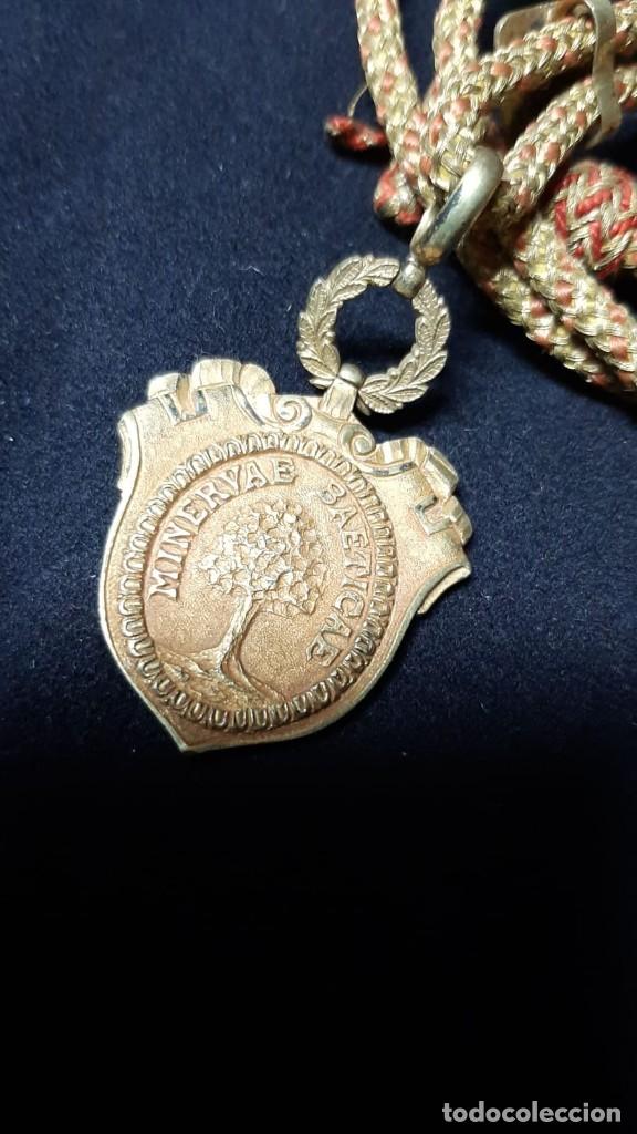 Antig&uuml;edades: Medalla espa&ntilde;ola de Sevilla - Foto 2