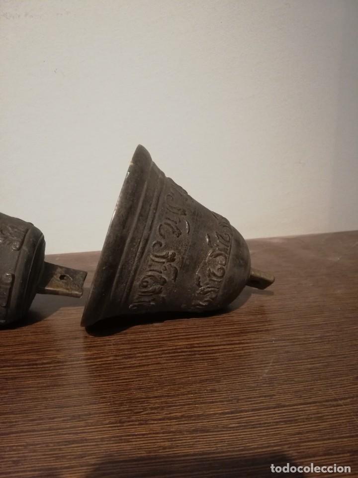 Antig&uuml;edades: TRES CAMPANAS DE BRONCE S. XVIII - Foto 14