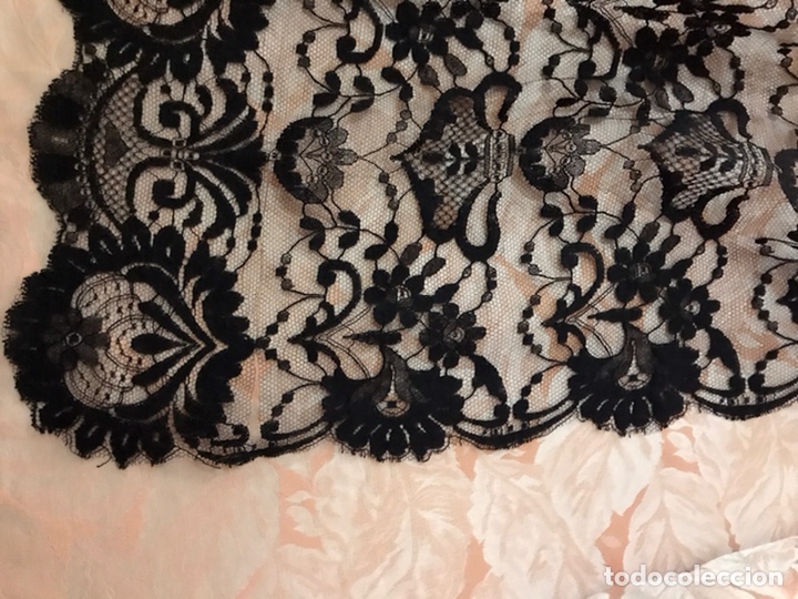 Antig&uuml;edades: Mantilla con faltas - Foto 10