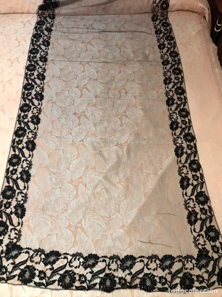 Antig&uuml;edades: Mantilla con faltas - Foto 1