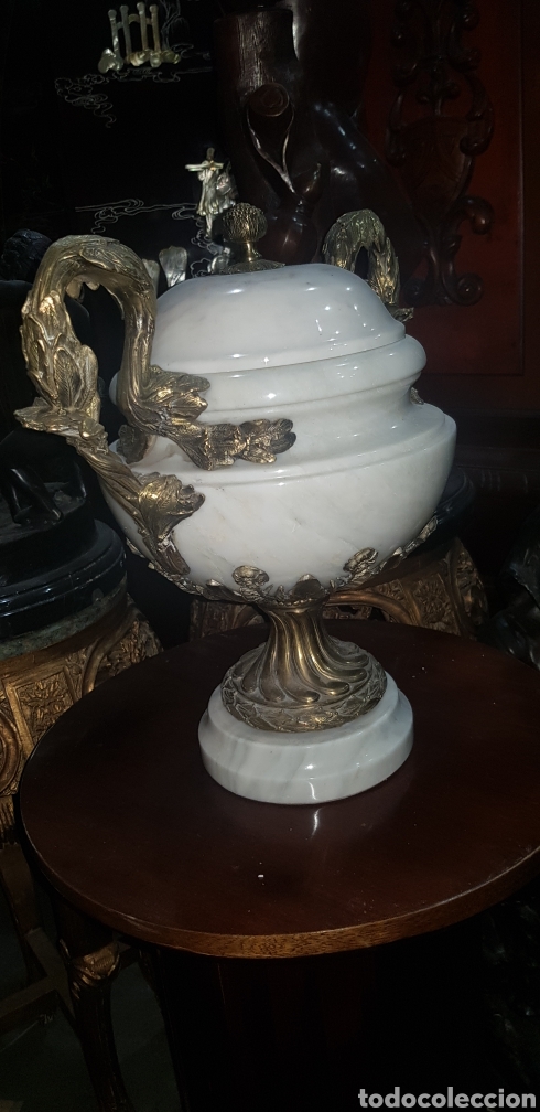 Antig&uuml;edades: Jarr&oacute;n de m&aacute;rmol y bronce - Foto 9