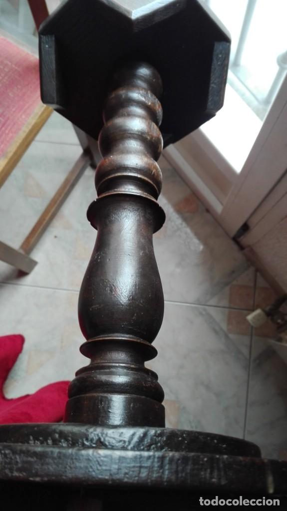 Antig&uuml;edades: Hachero de madera policromado - Foto 5