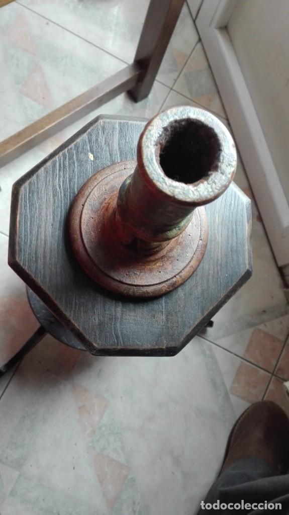 Antig&uuml;edades: Hachero de madera policromado - Foto 6