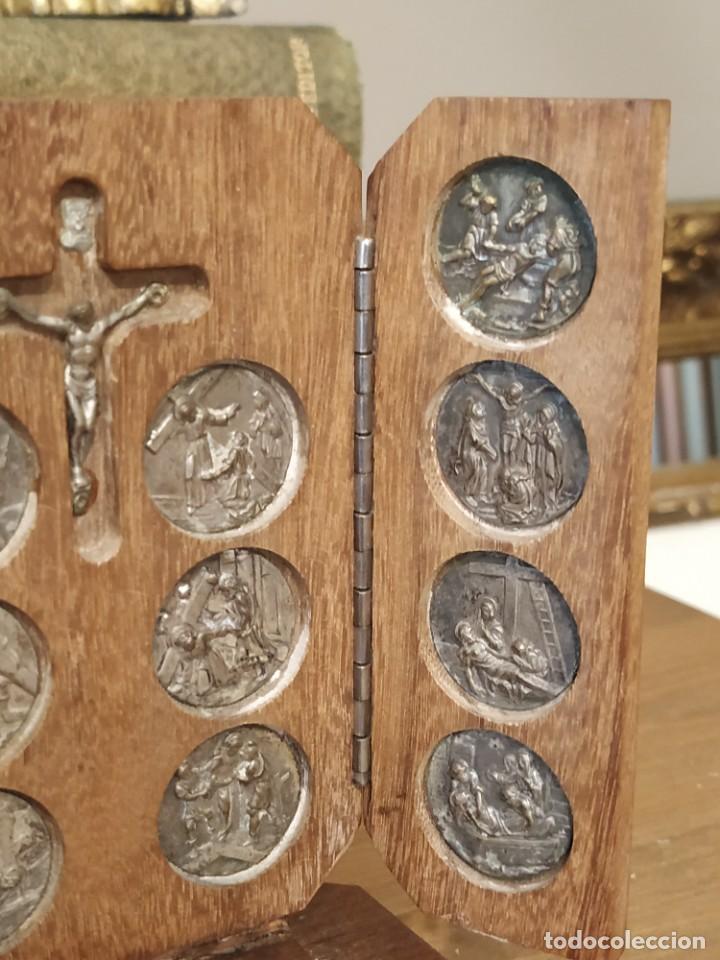 Antig&uuml;edades: ANTIGUO RETABLO V&Iacute;A CRUCIS TR&Iacute;PTICO - Foto 6