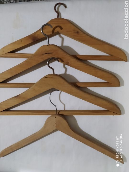 Antig&uuml;edades: LOTE PERCHAS DE MADERA ANTIGUAS - Foto 7