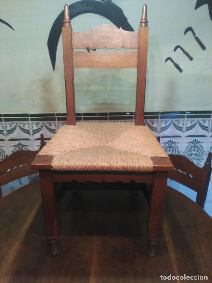 Antig&uuml;edades: Mesa y sillas de roble - Foto 3