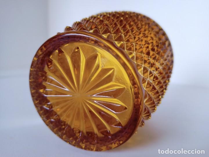 Antig&uuml;edades: Cubitera de cristal color ambar - Foto 4