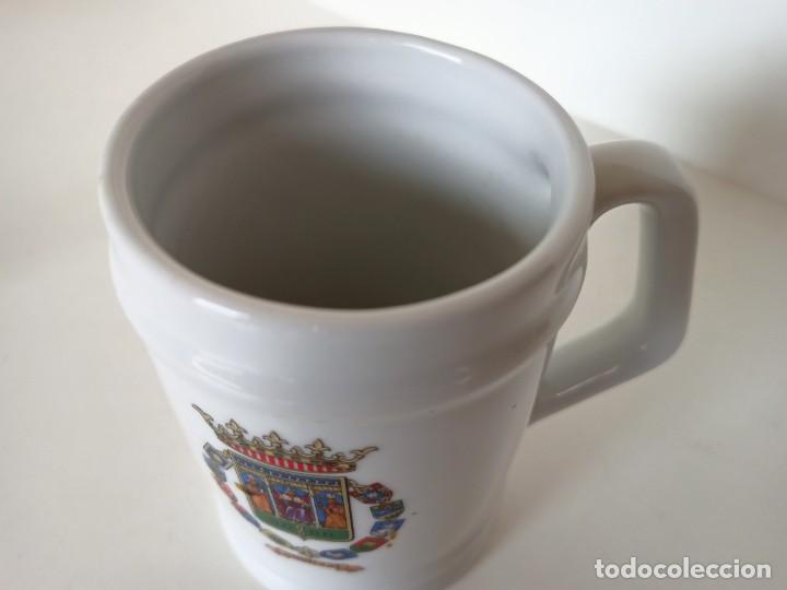 Antig&uuml;edades: Jarra escudo de sevilla - Foto 2