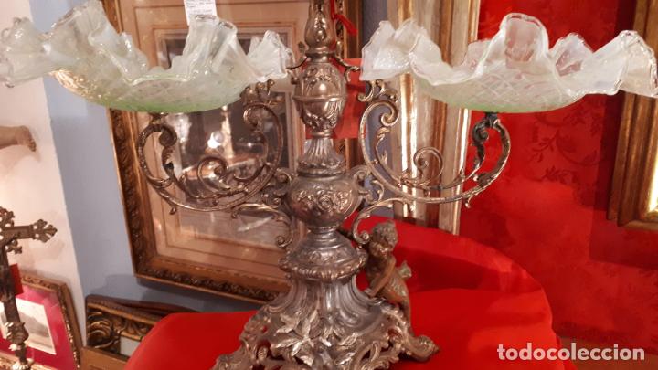 Antig&uuml;edades: Centro de cristal y Calamina. Siglo XIX. - Foto 1