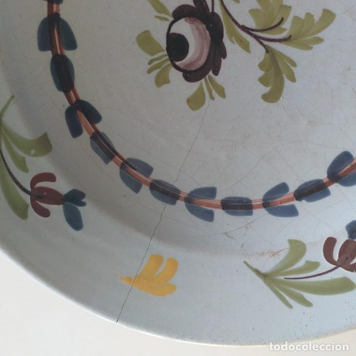 Antig&uuml;edades: Raro gran plato de cer&aacute;mica. - Foto 2