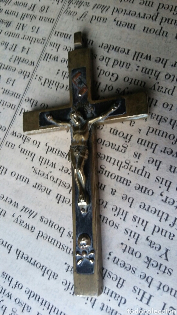 Antig&uuml;edades: Cruz de monja antigua - bronce y madera - Foto 1