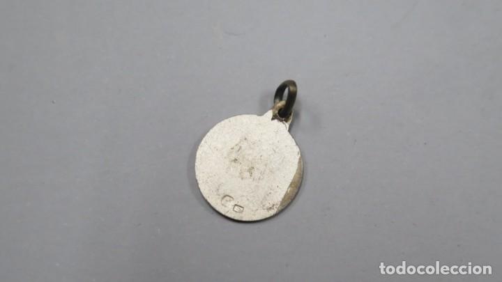 Antig&uuml;edades: MEDALLA SANTIAGO APOSTOL. PLATA? - Foto 2