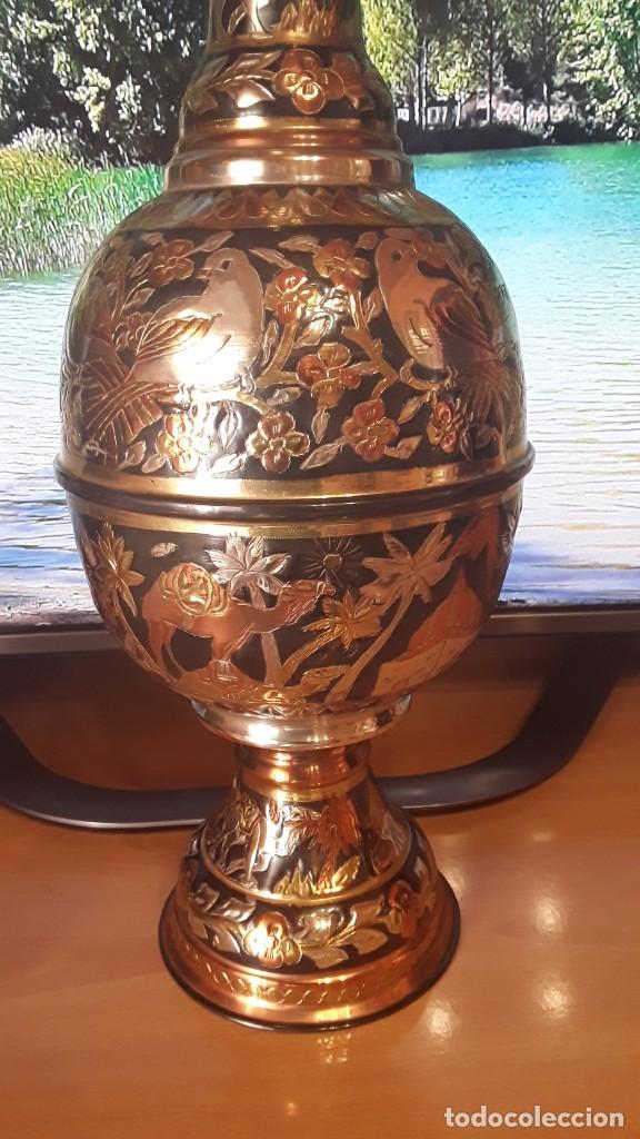 Antig&uuml;edades: Jarrones decorados en cobre - Foto 2