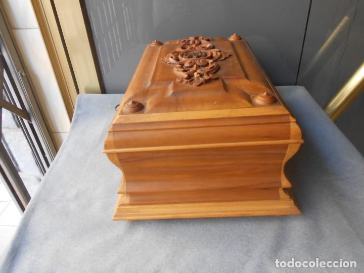 Antig&uuml;edades: ANTIGUO JOYERO DE MADERA - Foto 5