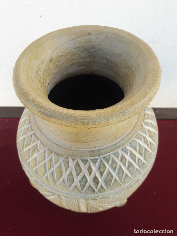 Antig&uuml;edades: Jarr&oacute;n de ceramica - Foto 2