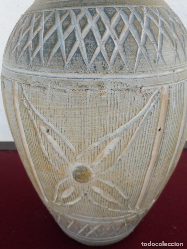 Antig&uuml;edades: Jarr&oacute;n de ceramica - Foto 3