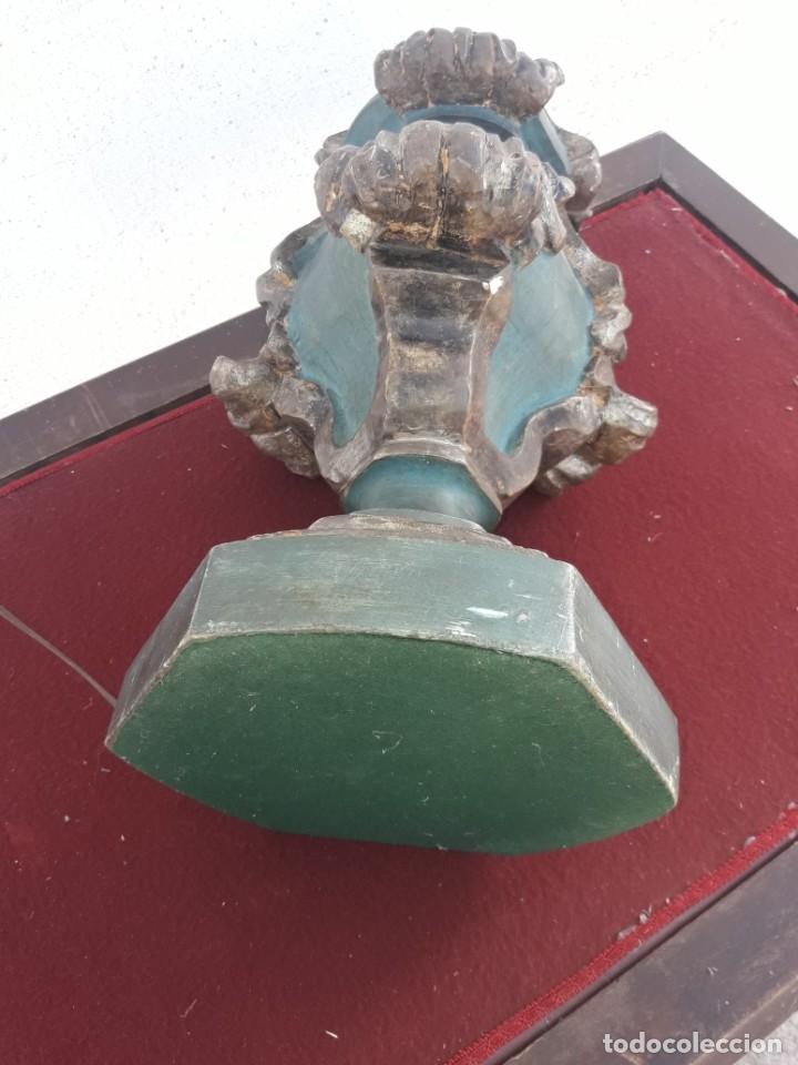 Antig&uuml;edades: Aplique madera tallado - Foto 4