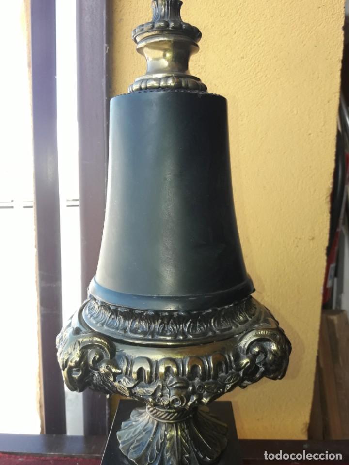 Antig&uuml;edades: Base de l&aacute;mpara - Foto 3