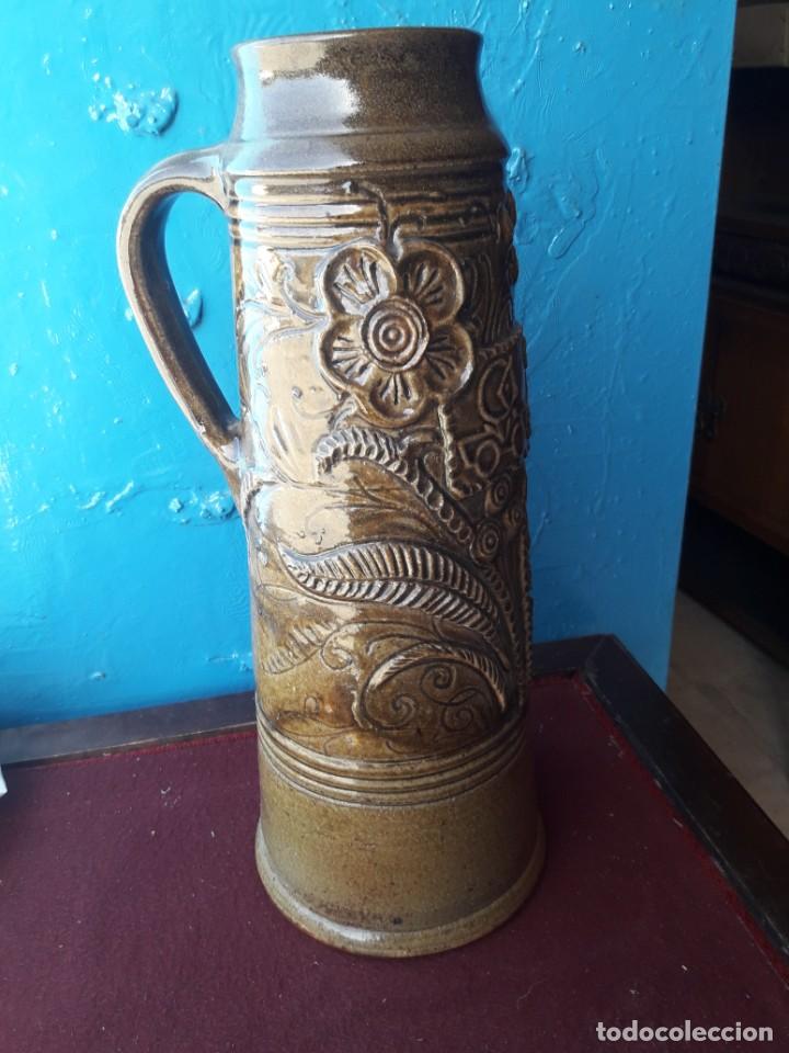 Antig&uuml;edades: Jarra grande de cer&aacute;mica - Foto 1