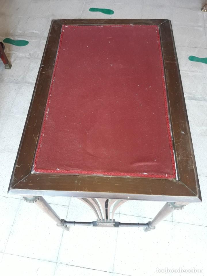 Antig&uuml;edades: Mesa auxiliar - Foto 3