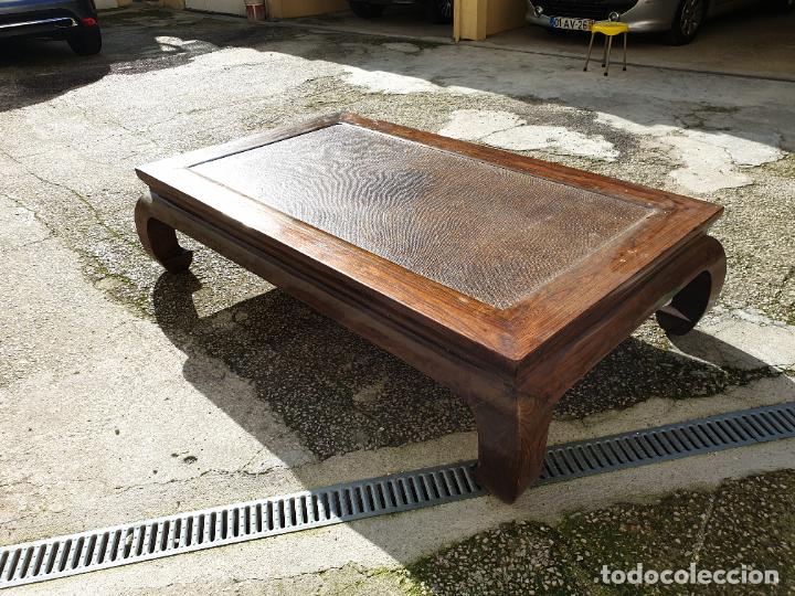 Antig&uuml;edades: Mesa de centro china antigua de madera 181x105x47cm