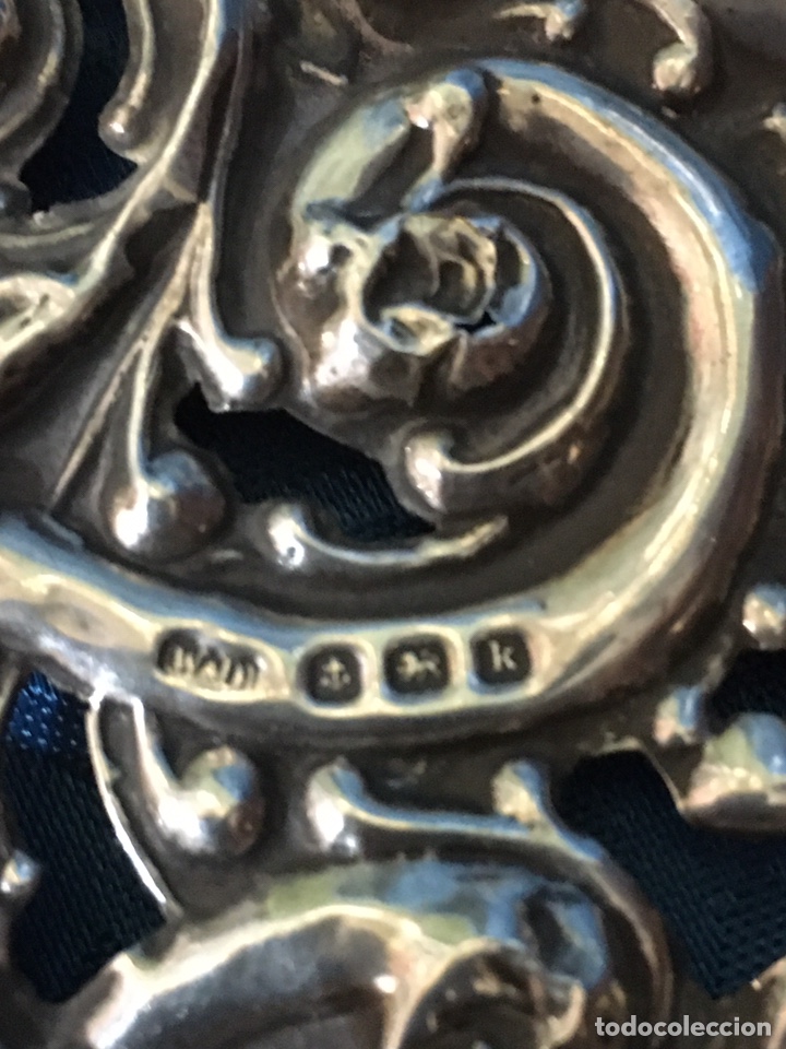 Antig&uuml;edades: Chapa plata labrada , calada con contrastes - Foto 4