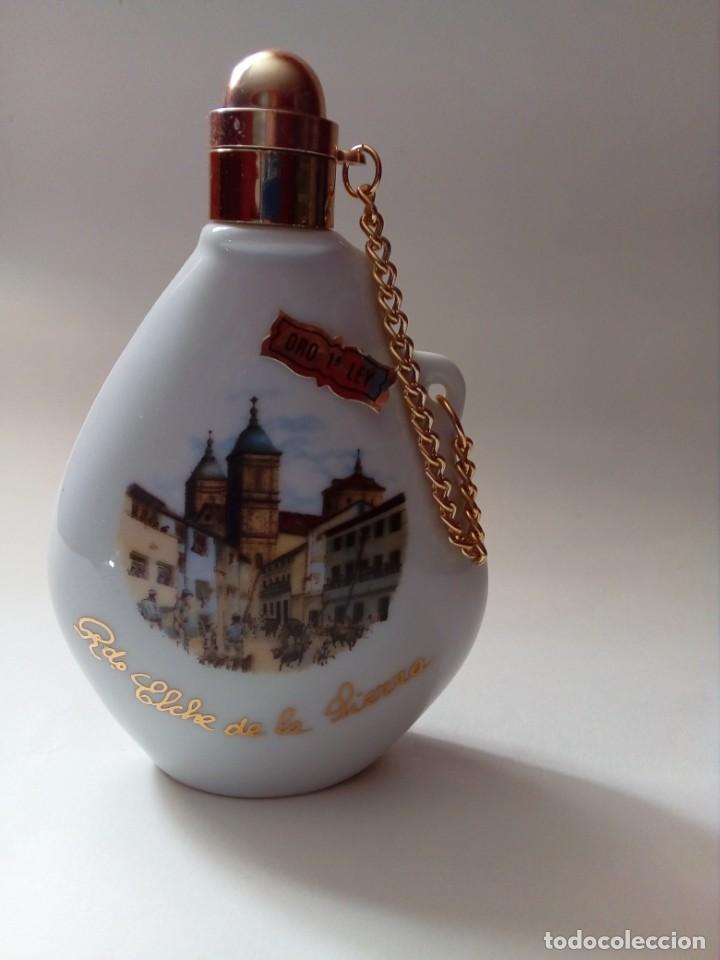 Antig&uuml;edades: botella de porcelana - Foto 2