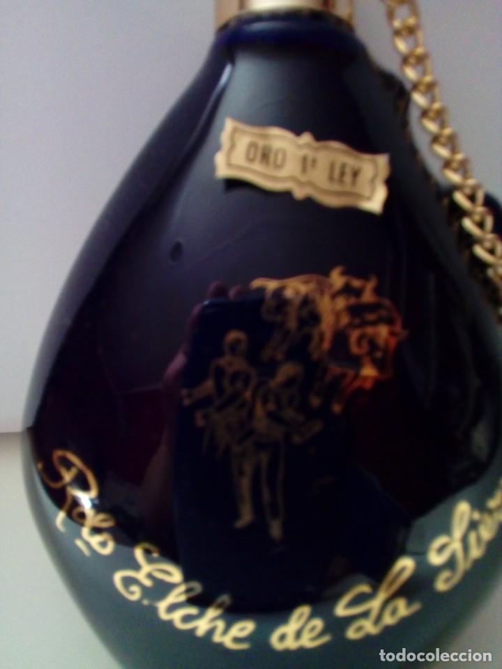 Antig&uuml;edades: botella de porcelana - Foto 10