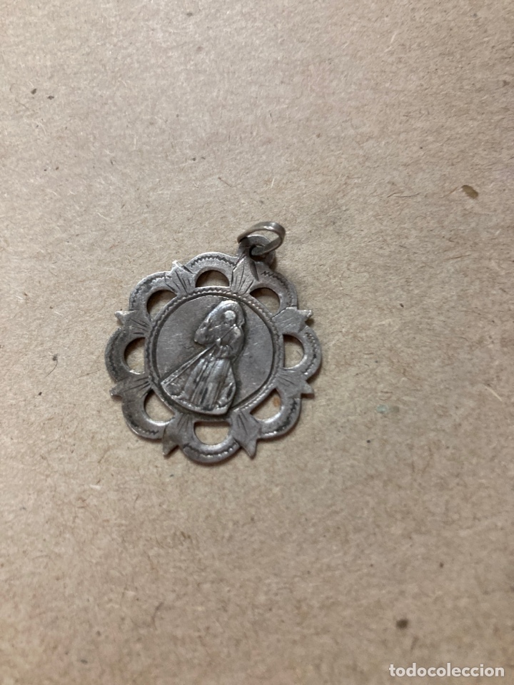 Antig&uuml;edades: Medalla de plata de San Benito de Nursia - Foto 1