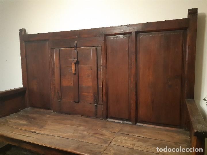 Antig&uuml;edades: Cadiera con mesa del Altoarag&oacute;n - Foto 2