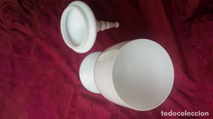 Antig&uuml;edades: COPA OPALINA CON TAPA. - Foto 3