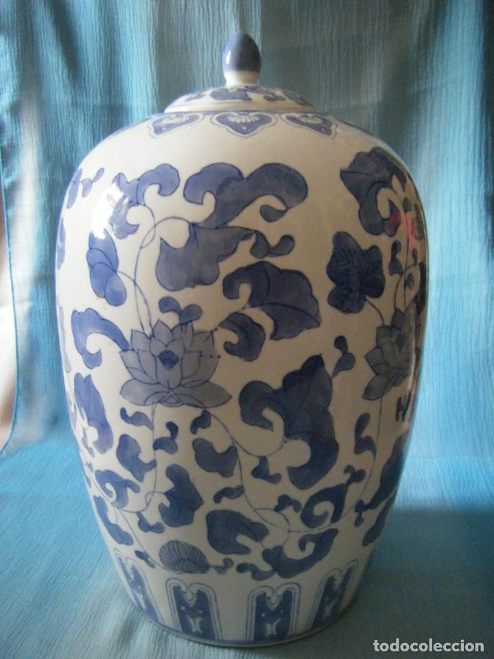 Antig&uuml;edades: TIBOR DE CER&Aacute;MICA EN BLANCO Y AZUL - Foto 1