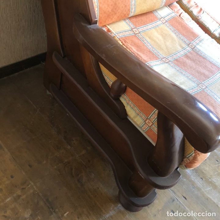 Antig&uuml;edades: Sof&aacute; de madera dos plazas . - Foto 3