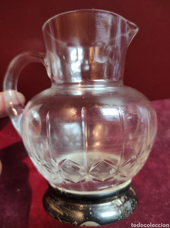 Antig&uuml;edades: Jarra cristal grabada con base de plata - Foto 1
