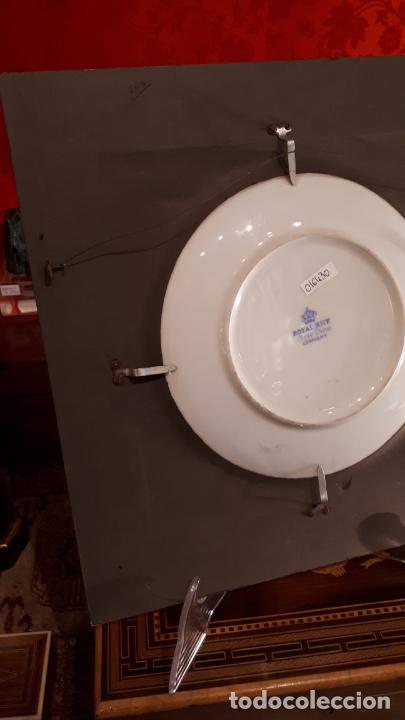 Antig&uuml;edades: Plato de porcelana. - Foto 6