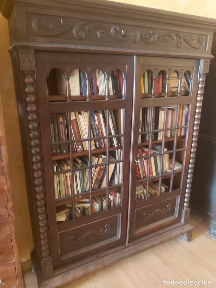 Antig&uuml;edades: VITRINA LIBRERIA ANTIGUA - Foto 2