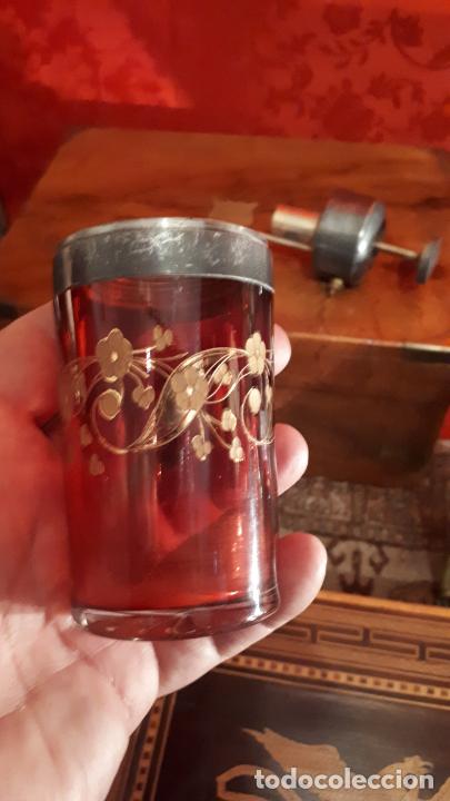 Antig&uuml;edades: Perfumero de cristal. - Foto 5