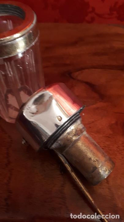 Antig&uuml;edades: Perfumero de cristal. - Foto 4